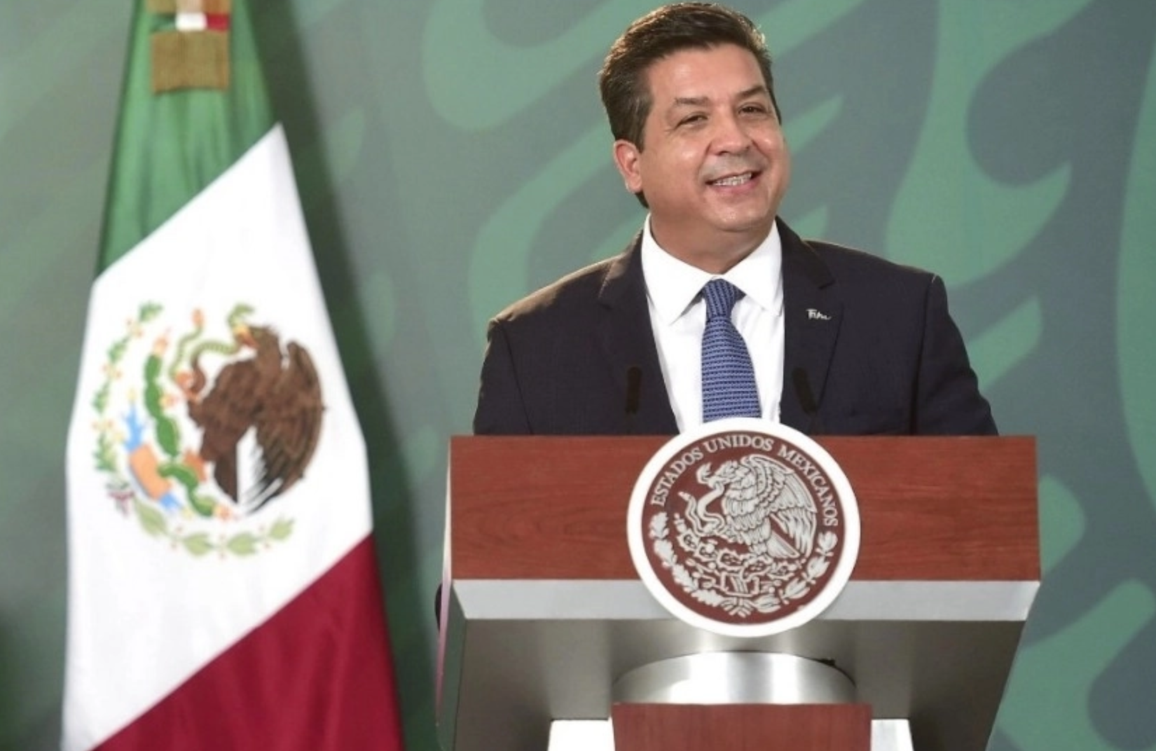 INE rechaza nueva solicitud de candidatura de Cabeza de Vaca